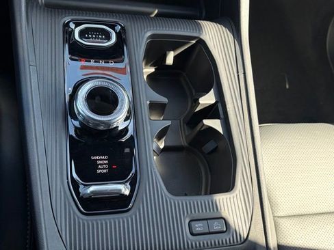 New 2026 Jeep Cherokee Limited image 24