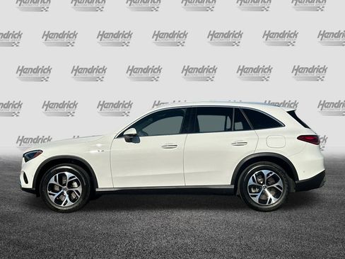 Used 2025 Mercedes-Benz GLC 350e 4MATIC image 8