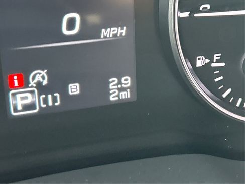 Certified 2025 Subaru Crosstrek 2.5i Limited w/ Crosstrek Mirror Package image 44