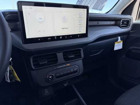 New 2025 Ford Maverick XL w/ Equipment Group 102A image 45