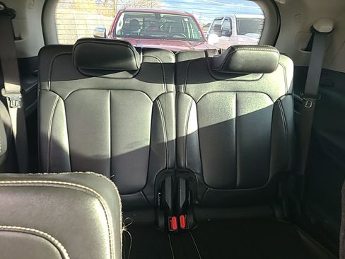 Used 2021 Jeep Grand Cherokee L Limited w/ Luxury Tech Group II image 10