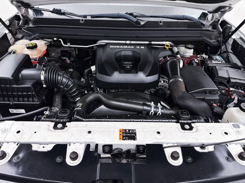 Used 2019 Chevrolet Colorado ZR2 image 11