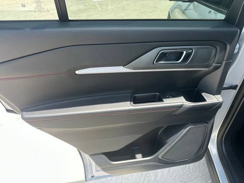 New 2026 Ford Explorer ST-Line AWD/4WD image 16