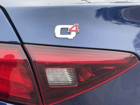 Used 2019 Alfa Romeo Giulia image 40