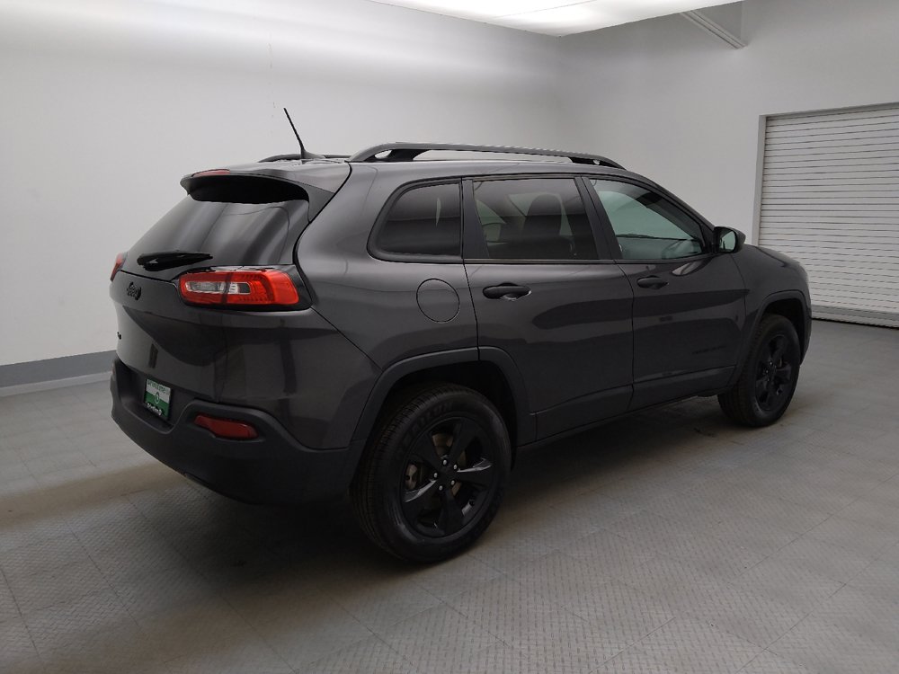 Used 2017 Jeep Cherokee Sport w/ Cold Weather Group AWD/4WD image 10