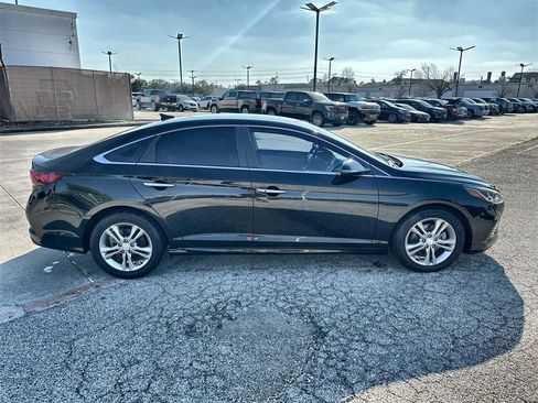 Used 2019 Hyundai Sonata SEL image 2