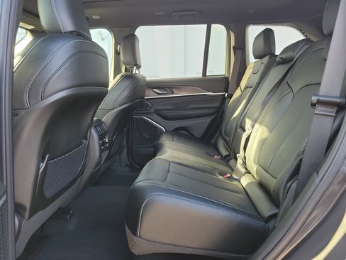 New 2026 Jeep Grand Cherokee Limited Reserve AWD/4WD image 8