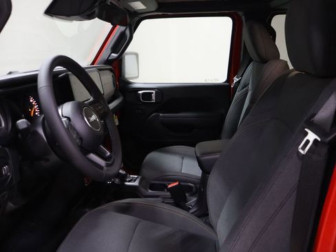 Certified 2026 Jeep Wrangler Unlimited Sport AWD/4WD image 12