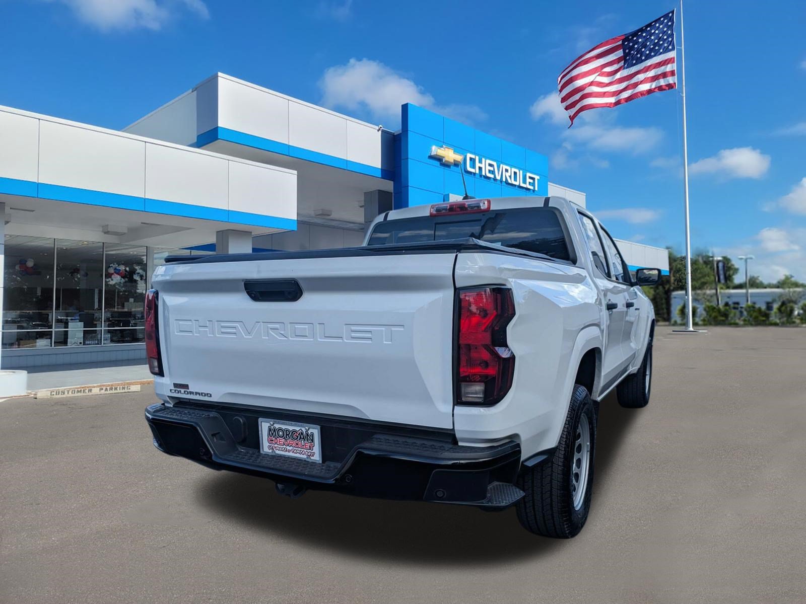 Used 2024 Chevrolet Colorado W/T w/ WT Convenience Package II RWD image 3