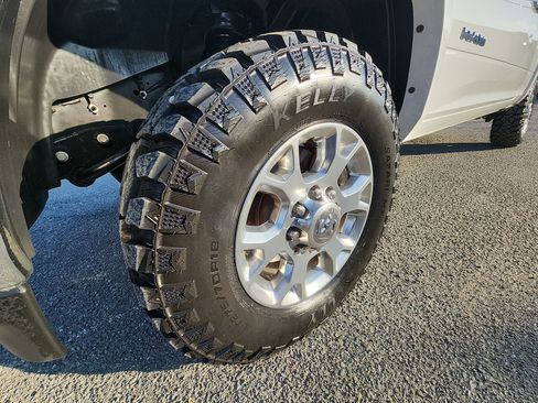 Certified 2021 RAM 2500 Laramie image 18