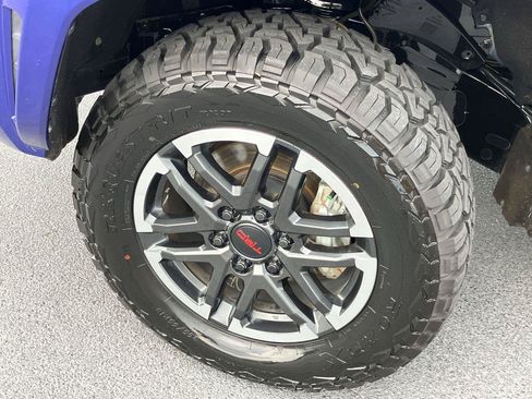 Certified 2024 Toyota Tacoma TRD Sport w/ TRD Sport Upgrade Package AWD/4WD image 9