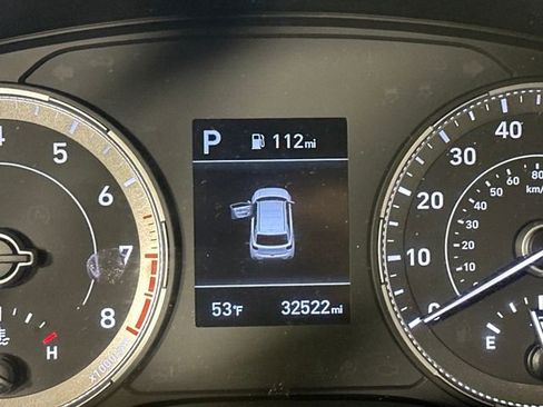 Certified 2022 Hyundai Venue SEL image 18