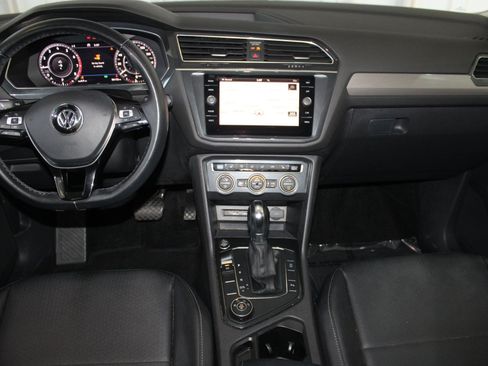 Used 2019 Volkswagen Tiguan SEL image 15