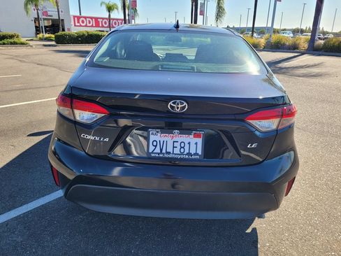 Used 2023 Toyota Corolla LE FWD image 5
