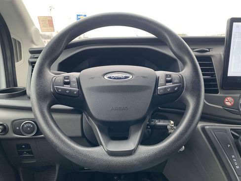 Used 2022 Ford Transit 350 XLT image 11