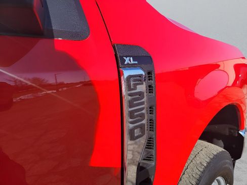 Used 2023 Ford F250 XL w/ XL Driver Assist Package image 26
