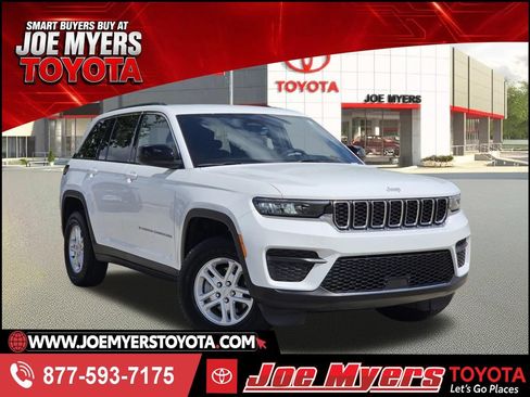 Used 2025 Jeep Grand Cherokee Laredo w/ Luxury Tech Group I RWD image 1