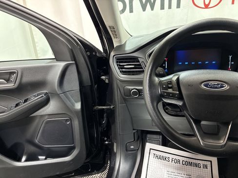 Used 2025 Ford Escape Active AWD/4WD image 23