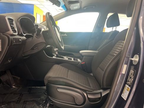 Used 2018 Kia Sportage LX FWD image 17