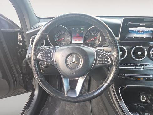 Used 2019 Mercedes-Benz GLC 350e 4MATIC image 12