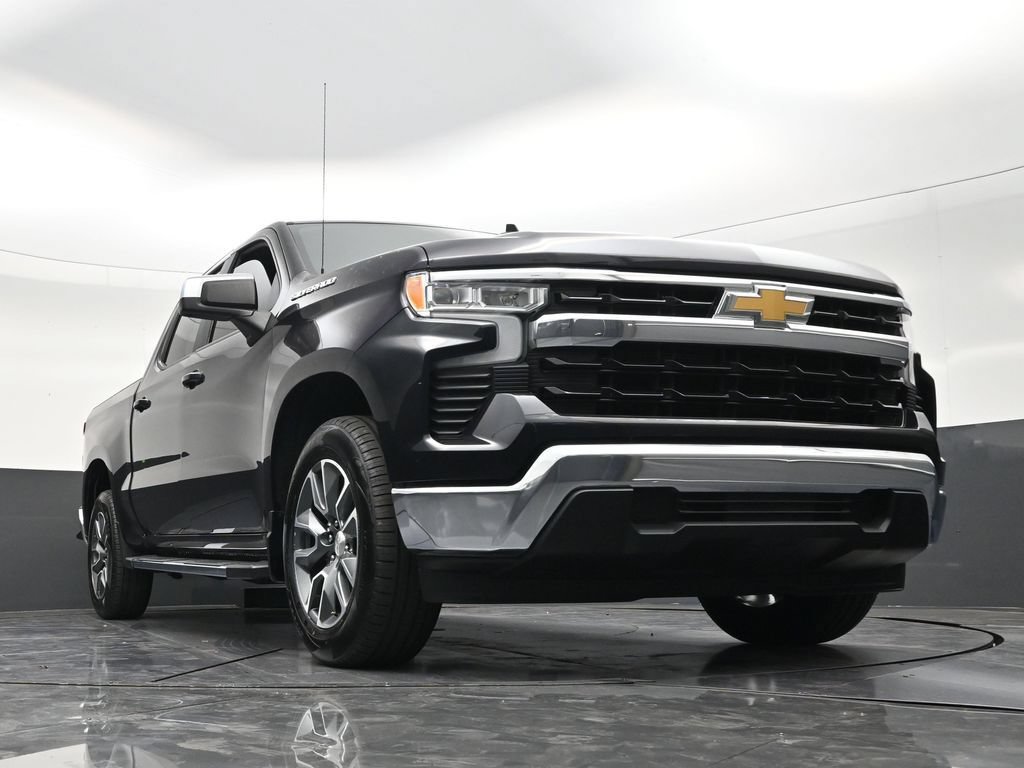 Used 2024 Chevrolet Silverado 1500 LT RWD image 23