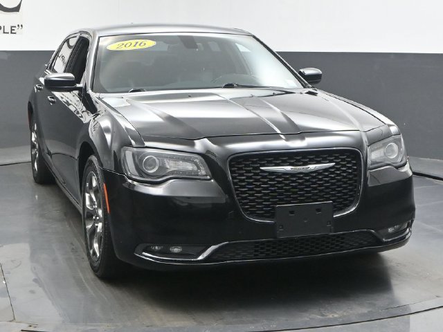 Used 2016 Chrysler 300 S AWD/4WD image 53
