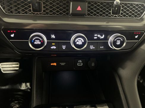 Used 2023 Acura Integra A-Spec image 19