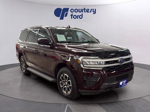 Certified 2023 Ford Expedition XLT AWD/4WD image 1