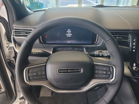 New 2026 Jeep Grand Wagoneer Limited AWD/4WD image 23