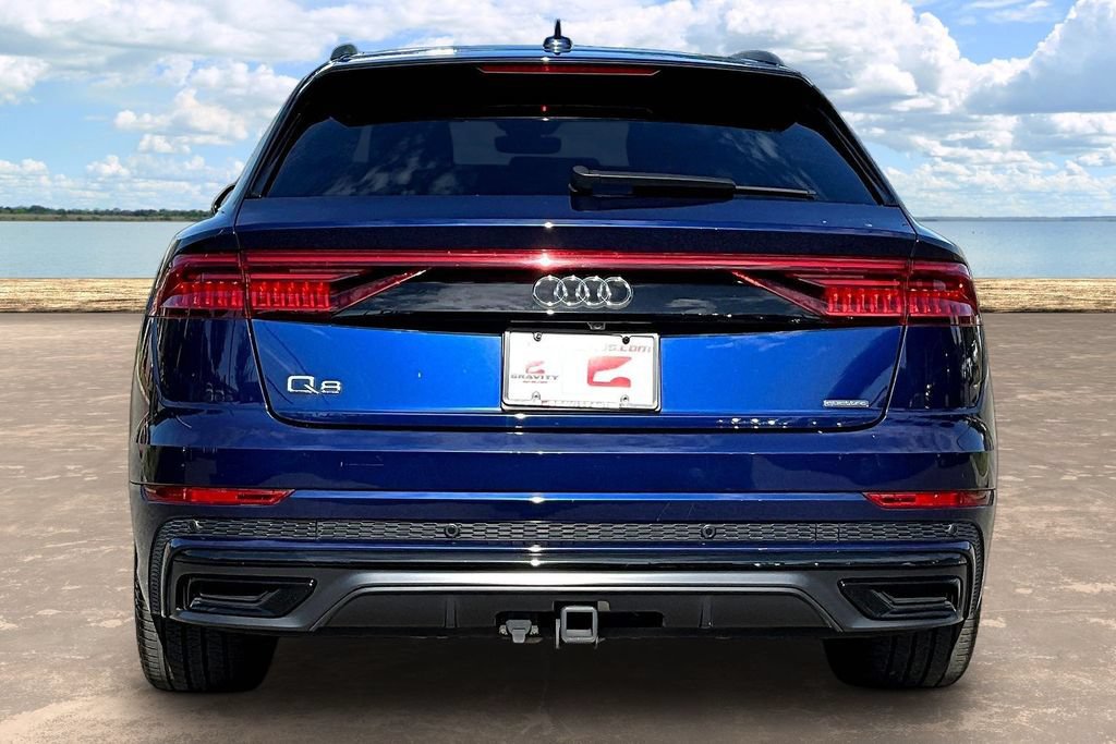 Used 2019 Audi Q8 Prestige w/ Adaptive Chassis Package AWD/4WD image 5