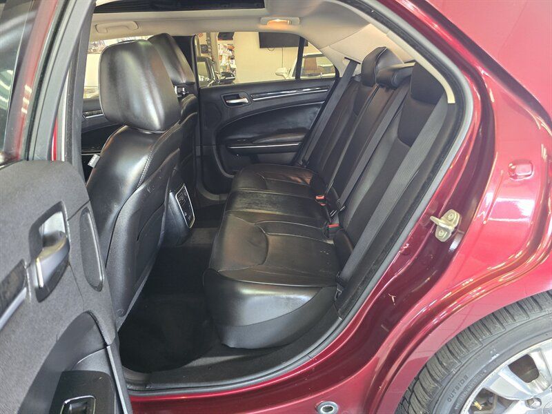 Used 2017 Chrysler 300 C w/ Harman/Kardon Audio Group RWD image 11