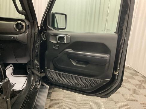 Used 2020 Jeep Gladiator Sport w/ Quick Order Package 24S image 24