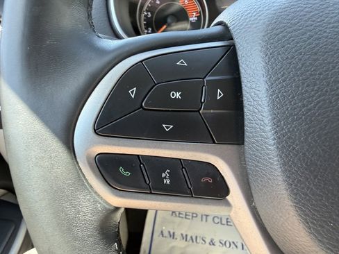 Used 2019 Jeep Cherokee Limited AWD/4WD image 20