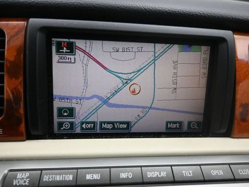 Used 2007 Lexus SC 430 Convertible w/ Preferred Accessory Pkg RWD image 14