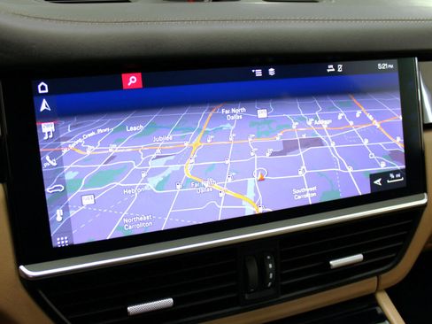 Used 2019 Porsche Cayenne image 59