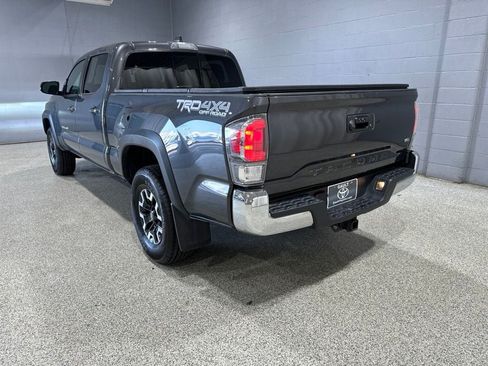 Used 2023 Toyota Tacoma TRD Off-Road AWD/4WD image 7