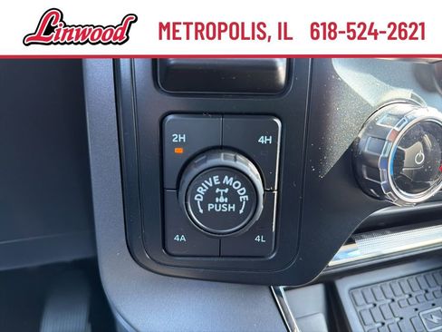 Used 2025 Ford F150 Lariat w/ Equipment Group 501A Mid AWD/4WD image 24