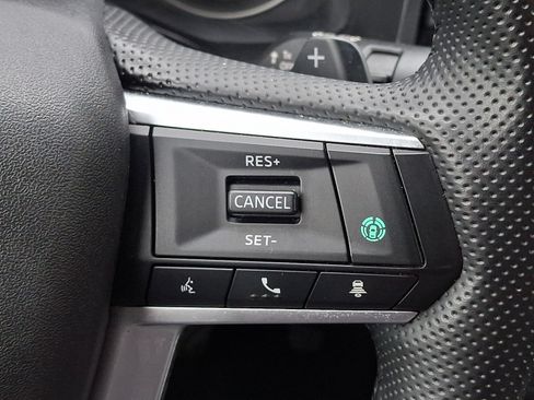 Used 2025 Mitsubishi Outlander SE FWD image 22