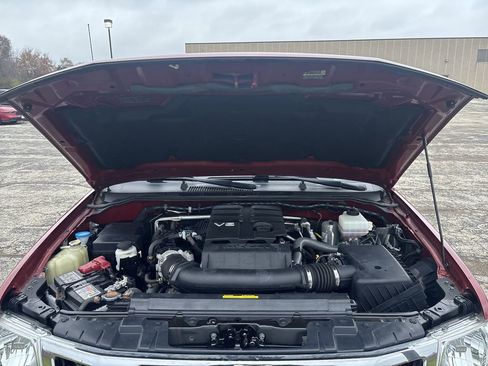 Used 2020 Nissan Frontier SV w/ SV Utility Package image 34