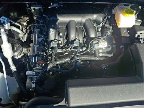 Used 2025 Nissan Pathfinder Rock Creek image 27