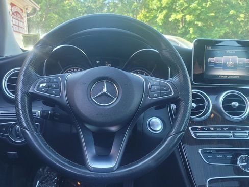 Used 2017 Mercedes-Benz C 300 4MATIC Sedan image 20