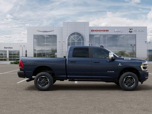 New 2026 RAM 2500 Laramie AWD/4WD image 22