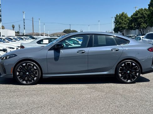 Used 2026 BMW M235i xDrive w/ Technology Package AWD/4WD image 2