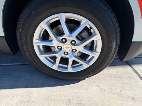 Used 2022 Chevrolet Equinox LT image 27