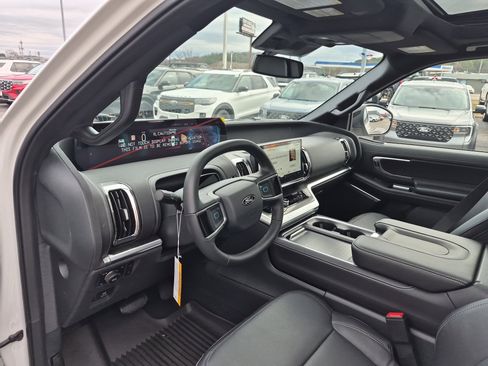 New 2026 Ford Expedition Platinum w/ Stealth Appearance Package image 14