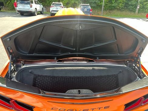 Used 2023 Chevrolet Corvette Stingray Preferred Conv w/ Z51 Performance Package RWD image 33