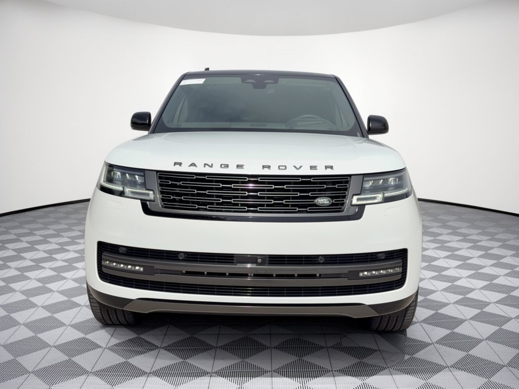 Used 2024 Land Rover Range Rover Long Wheelbase SE AWD/4WD image 6