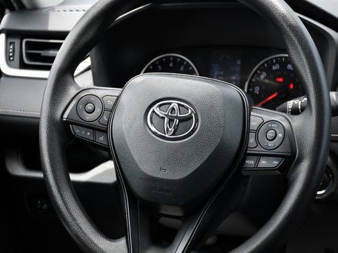 Used 2021 Toyota RAV4 XLE AWD/4WD image 23