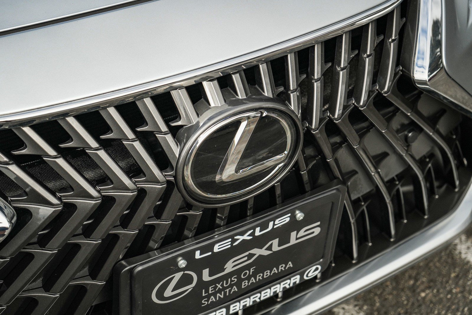 Used 2025 Lexus ES 300h w/ Premium Package FWD image 9