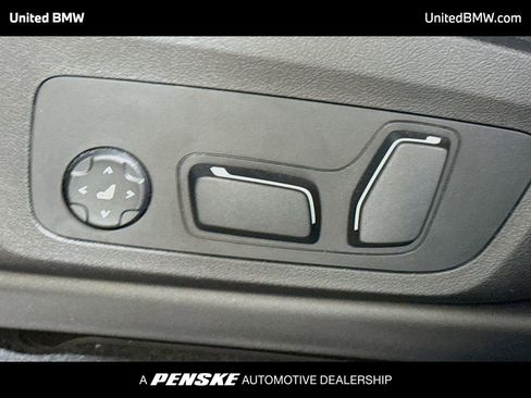 Used 2025 BMW X4 M40i image 4